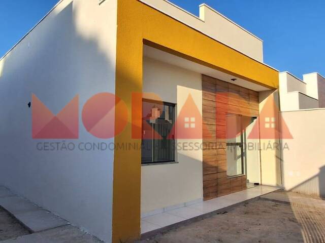 #13 - Casa para Venda em Feira de Santana - BA