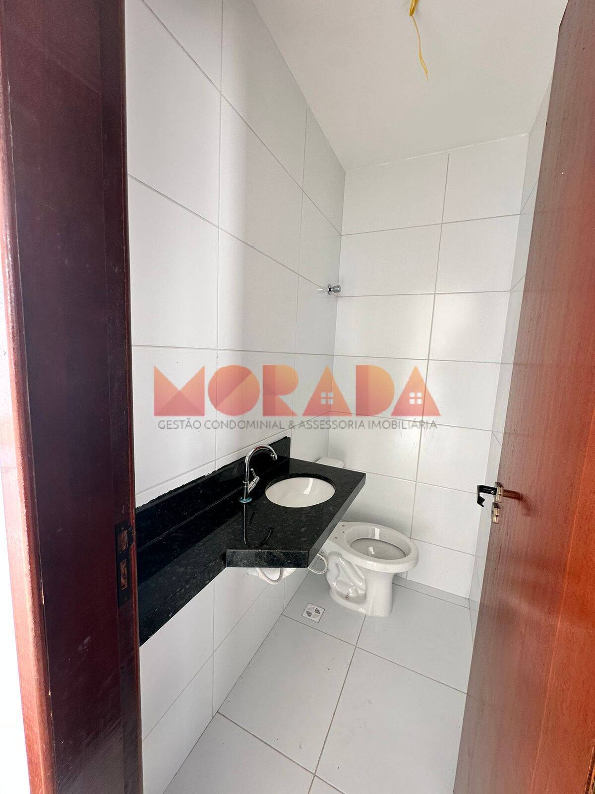 Casa à venda com 3 quartos, 97m² - Foto 9